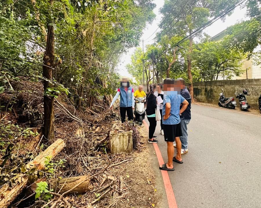 中央路中央大學後門水利溝與路樹會勘